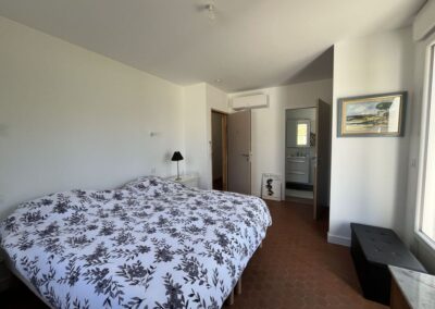 Maison d'hôte Sous le Pin aux Sables d'Olonne en Vendée 5 chambres double pour vacances au bord de la mer plage de sable forêt de pin