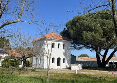 Maison d'hôte Sous le Pin aux Sables d'Olonne en Vendée 5 chambres double pour vacances au bord de la mer plage de sable forêt de pin