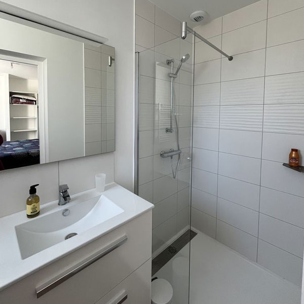 salle_de_bain_sous_le_pin_chambre_dhote_sable_olonne_vendee